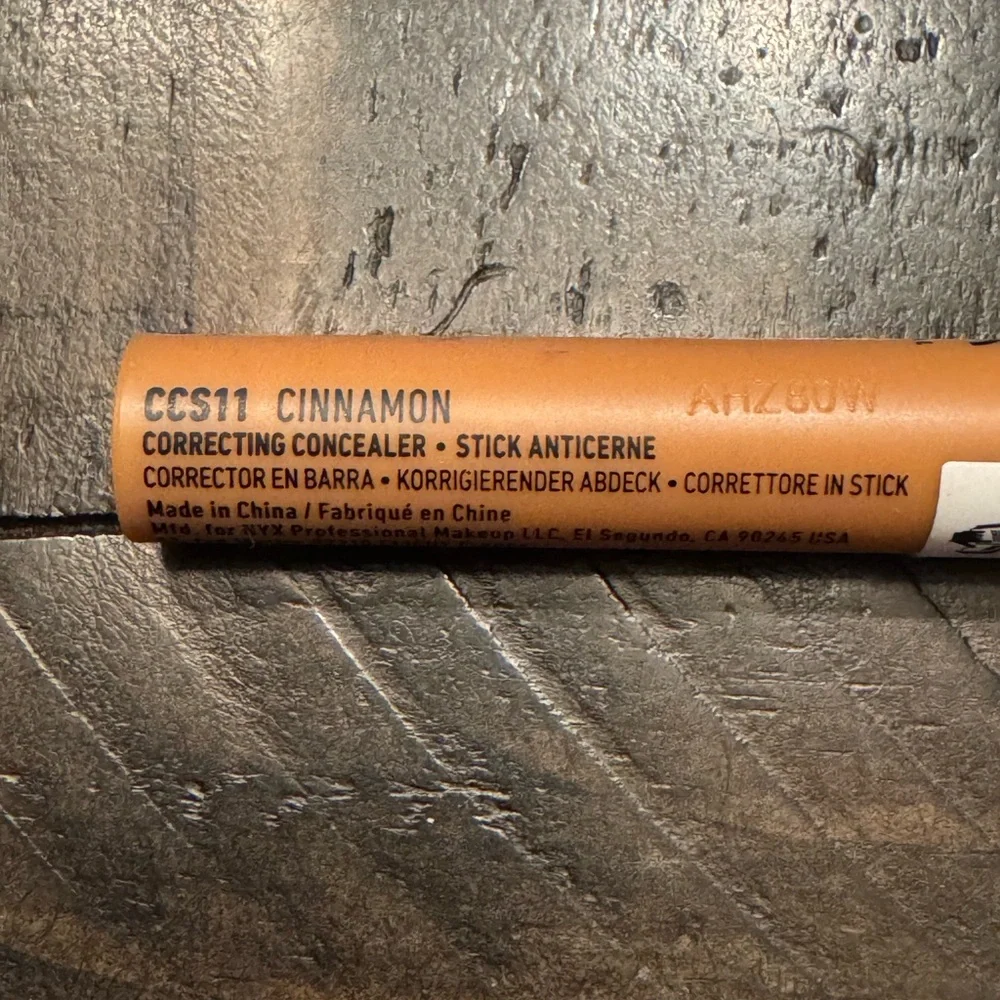 NYX Pro Fix Stick in CCS11 Cinnamon. New, never opened. .05oz